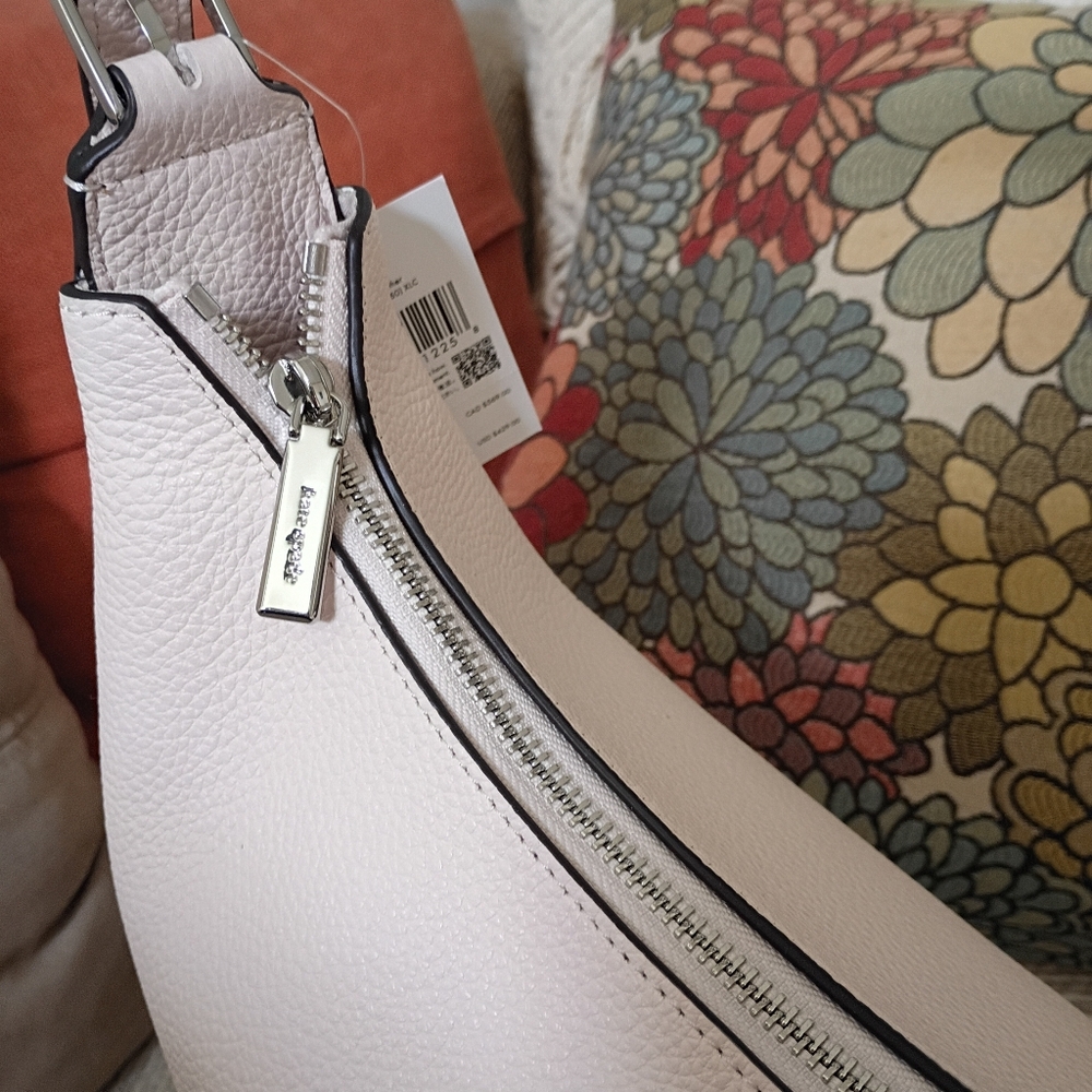 Nova Large Shoulder Bag in Powdered Sugar Brand New - Picture 8 of 10